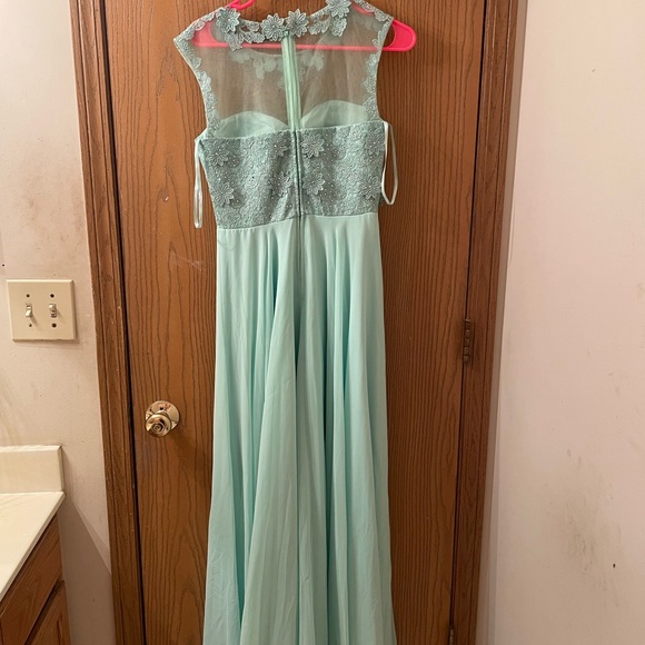 CITY TRIANGLES Mint Green Formal Dress Size 5 Special Occasion - Picture 4 of 13